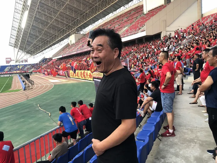 壹号-Ning回归赛场，惊险取胜首场状态亮眼，G2观众沸腾！的简单介绍